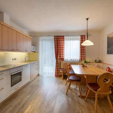 Ahornegg Apartment Тукс Екстериор снимка